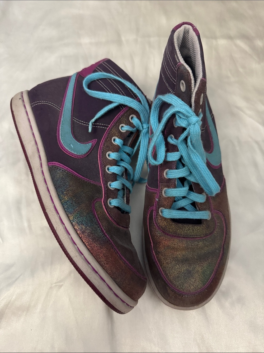 Nike Metallic Purple High-Top Sneakers with Teal Laces